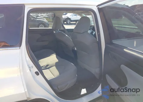 2023 Toyota Highlander Hybrid Le из США, поврежденный, VIN 5TDZARAH5PS020927